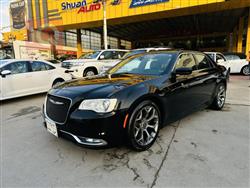 کرایسلەر 300